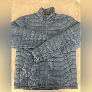 Packable down jacket